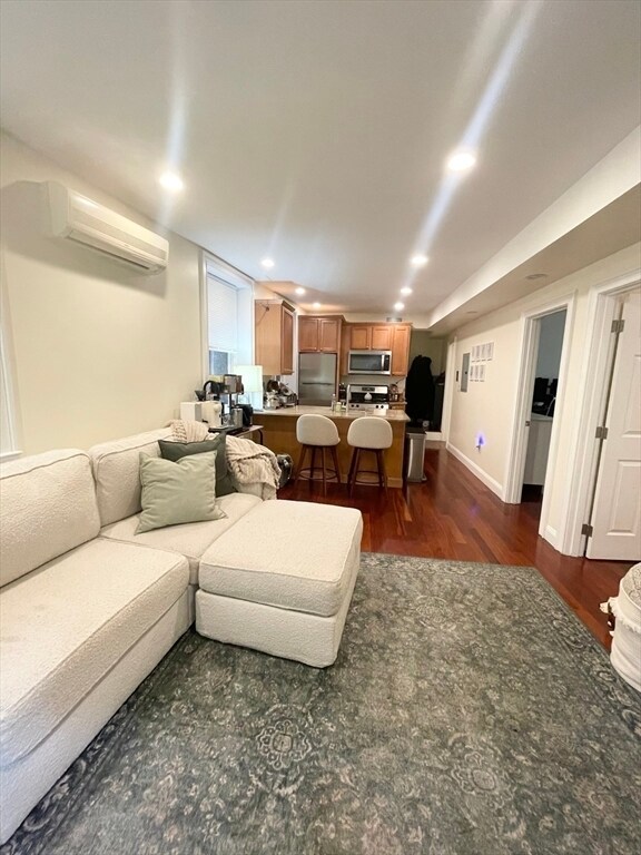 Foto del edificio - 76 W Cedar St