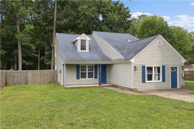 Building Photo - Spacious 4-Bedroom Home in the Heart of Ha...