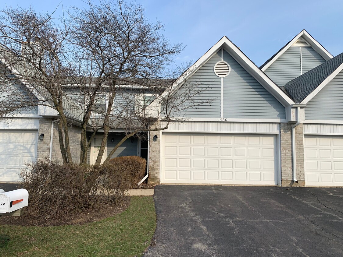 Primary Photo - 1466 Hazelwood Ct