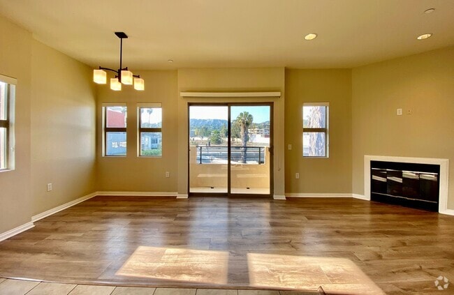 Building Photo - 5827 Carlton Way