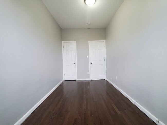 Building Photo - 419 Ocean Ave