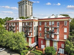 Building Photo - 2840 Peachtree Rd NW