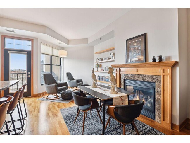 Foto del edificio - 317 Groveland Ave