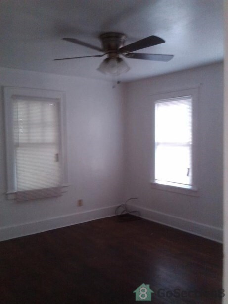Masterbedroom - 214 Apple Ave