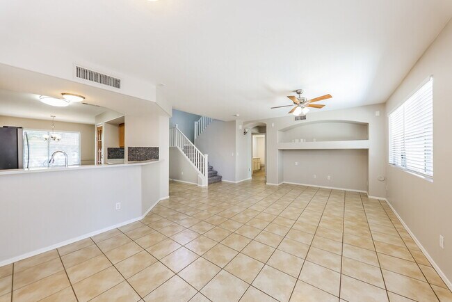 Building Photo - 17263 W Durango St