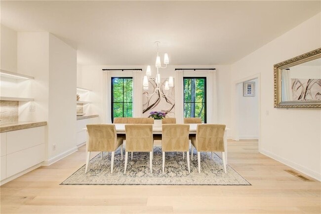 Building Photo - 6090 River Chase Cir NW