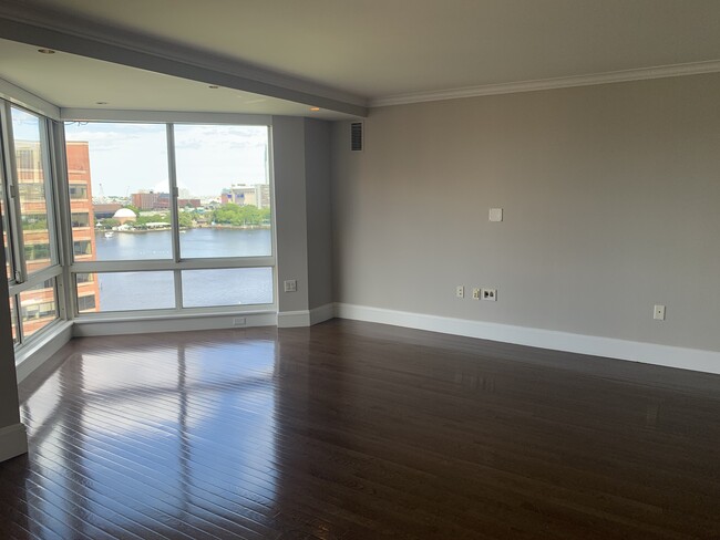 Building Photo - 75 Cambridge Pkwy