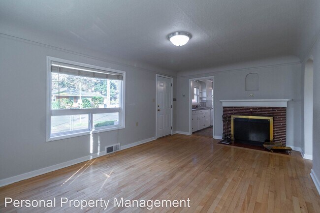 Building Photo - 2 br, 1 bath House - 2101 Kauffman Ave