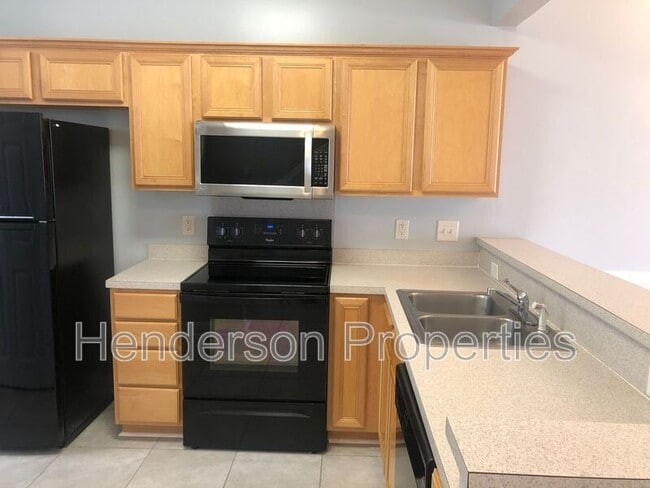 Building Photo - 1513 Sylvia Ct