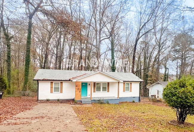 Building Photo - 324 Laurel Ln