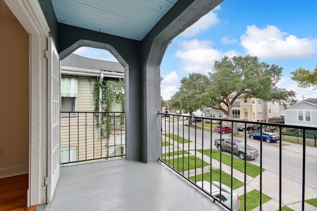 Building Photo - 3615 Louisiana Ave Pkwy