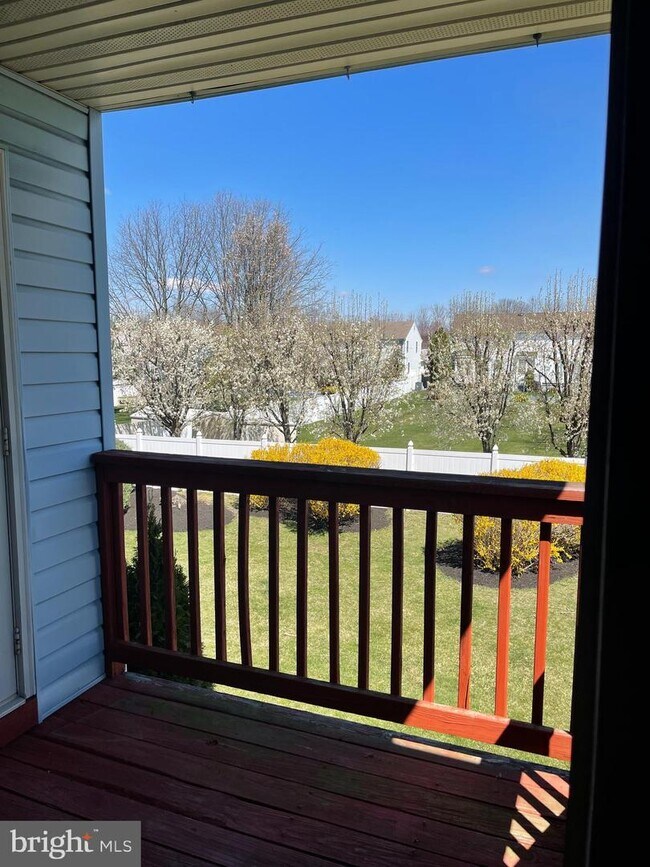 Foto del edificio - 630 Covington Ct
