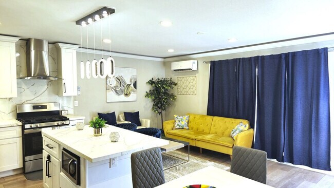 Foto del edificio - 1059 Gillespie Dr