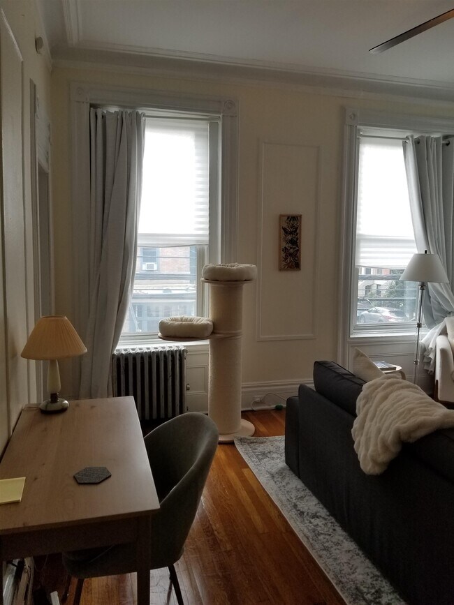 Foto del edificio - 104 Wayne St