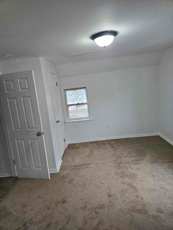 Building Photo - 2946 Toledo Ave