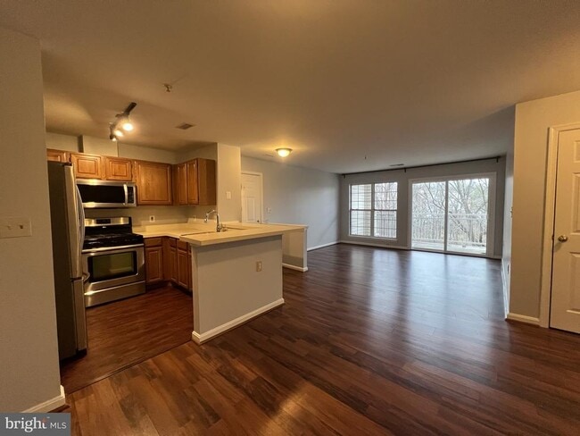 Foto del edificio - 5123 Wagon Shed Cir