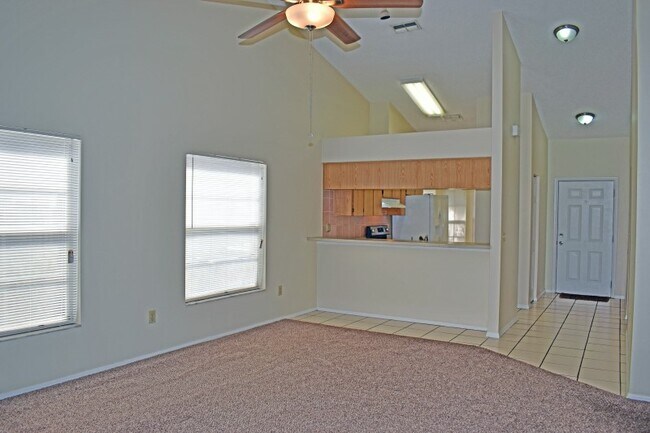 Building Photo - 7603 Caracal Ct