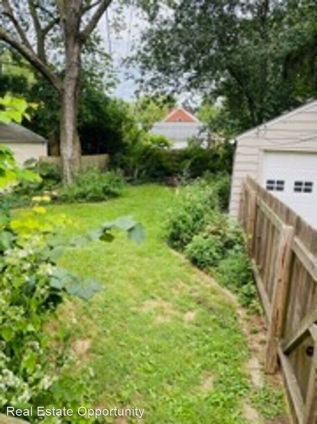 Building Photo - 2 br, 1 bath House - 126 Rathbone Ave