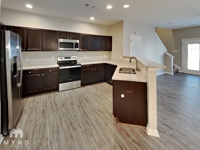 Foto del edificio - 3316 Fernview Dr