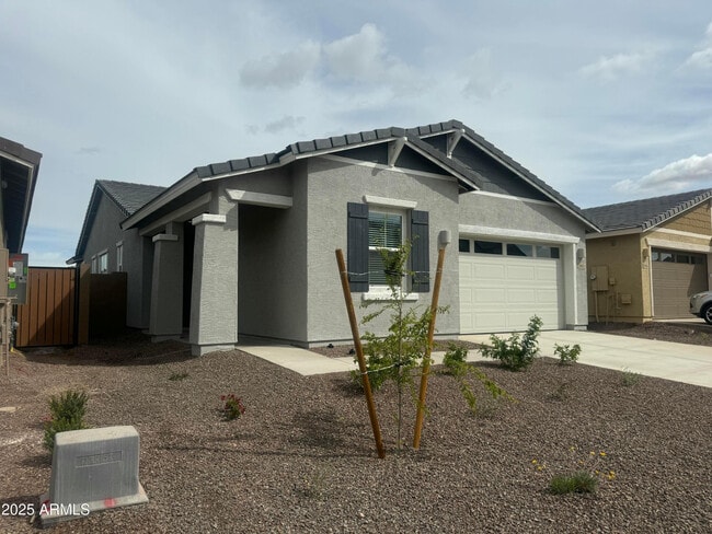 Building Photo - 2890 E Frontiersman Ln