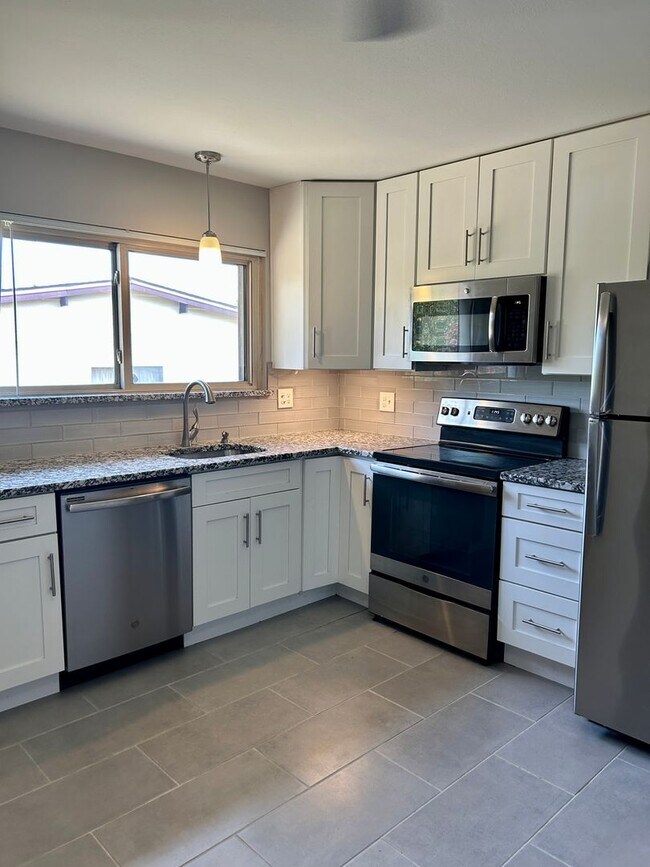 Building Photo - Charming 3 Bedroom Ranch in Florissant