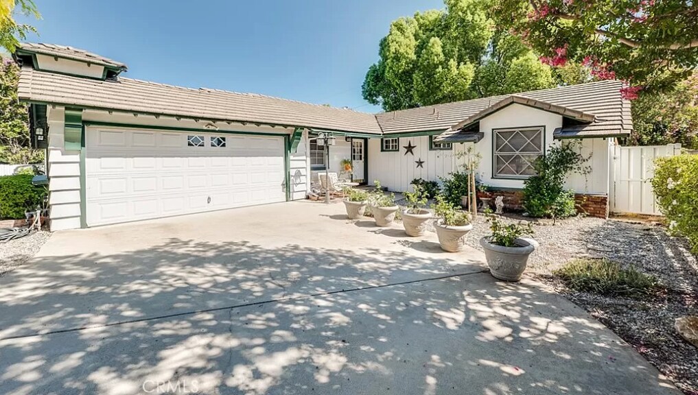 Foto del edificio - 18206 Sunburst St