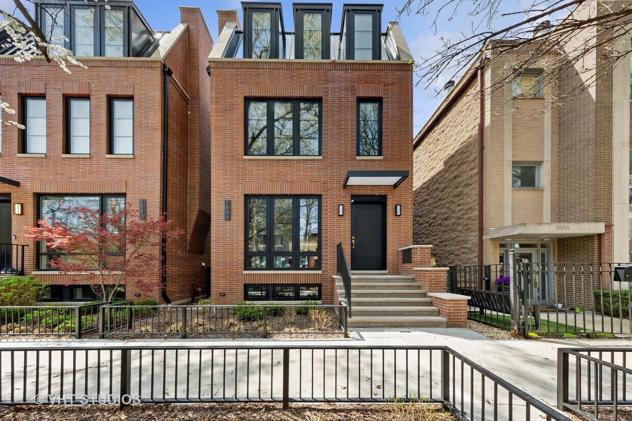 Foto principal - 1844 N Maud Ave