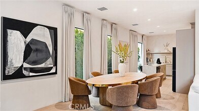 Building Photo - 8840 Ashcroft Ave