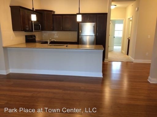 Building Photo - 1804 Thornsbrook Drive
