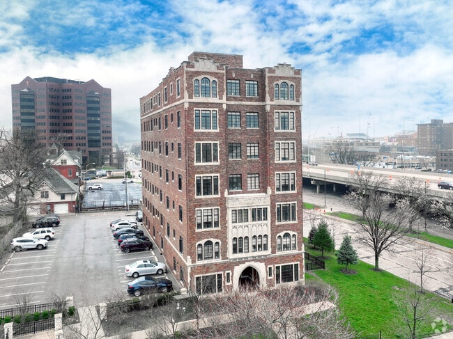 Building Photo - ;