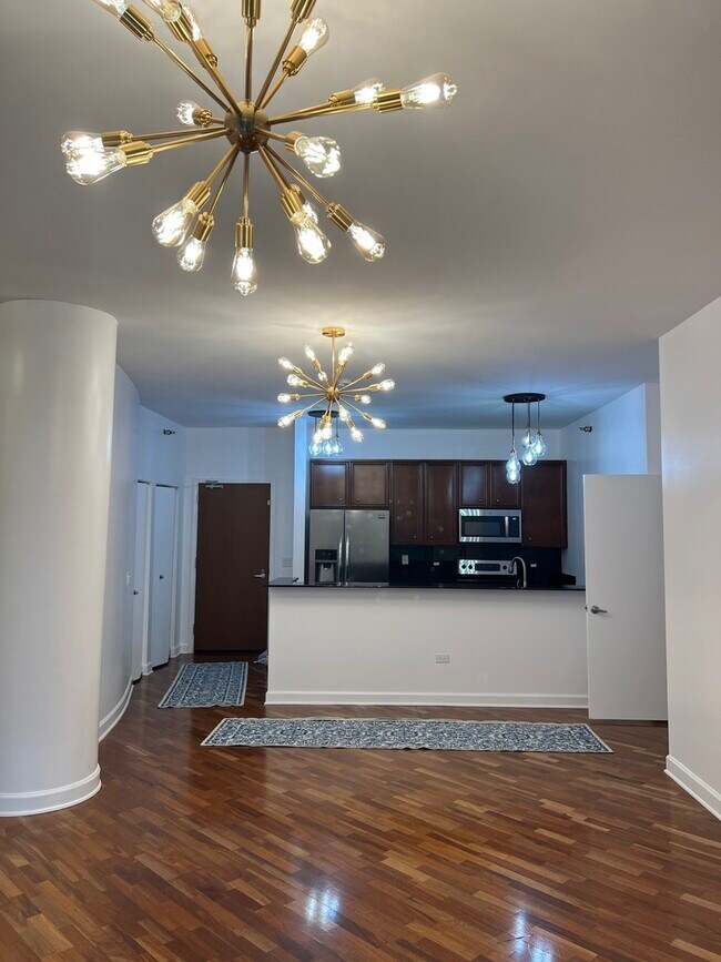 Foto del edificio - 1322 S Prairie Ave