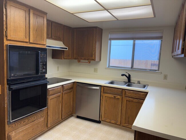 Foto del edificio - 3 Bedroom Home in Sparks!