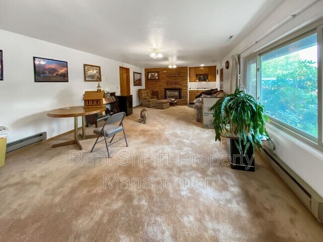 Foto del edificio - 501 Canyon Gate Dr