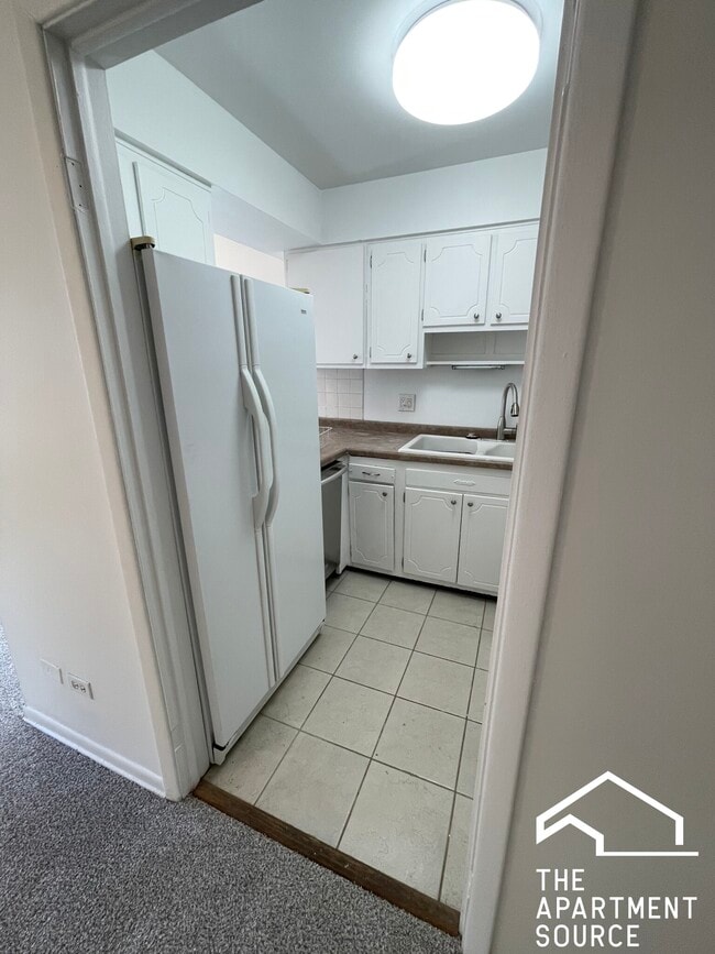 Foto del edificio - 539 W Stratford Pl