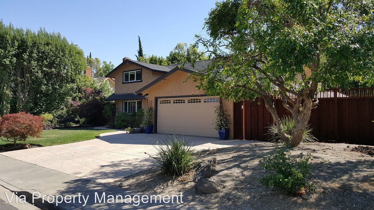 Foto del edificio - 376 Skander Ln