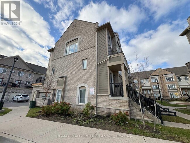 Photo du bâtiment - 1 Beckenrose Ct