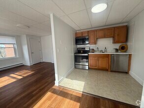 Building Photo - 156 Garfield Ave