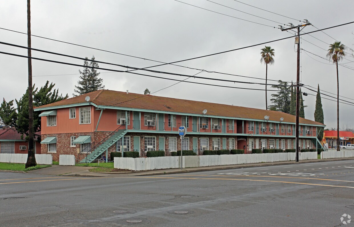 Saini Apartments Apartments in Yuba City, CA