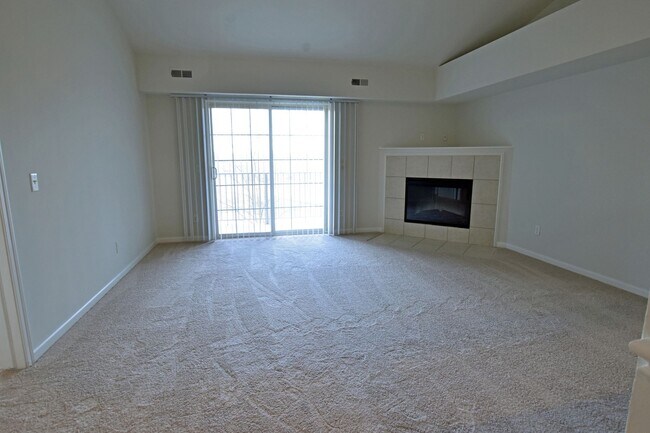 Building Photo - 8306 N Annsbury Cir