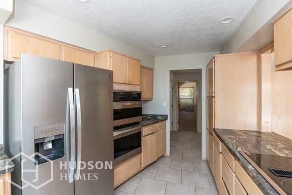 Building Photo - NOW AVAILABLE! 9516 De Vargas Loop Ne, Alb...