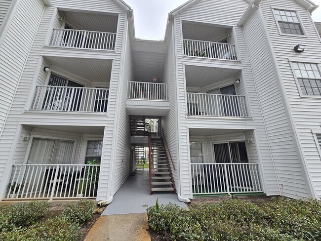 Foto del edificio - Charming 1 Bed 1 Bath in I District of Orl...