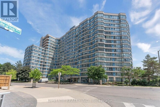 Building Photo - 250 Webb Dr