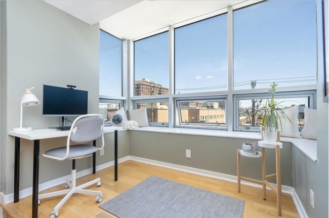 Building Photo - 689 Marin Blvd