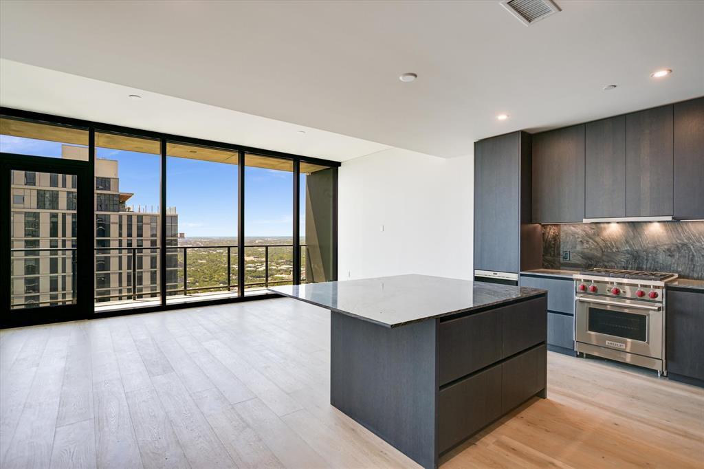 Foto principal - 610 Davis St