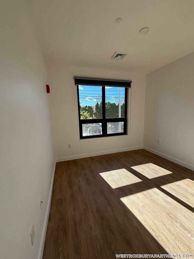 Building Photo - 199 Gardner St