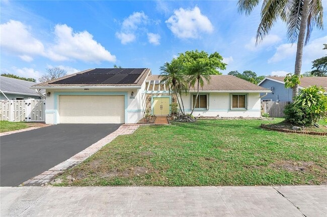Building Photo - 8241 NW 54th Ct