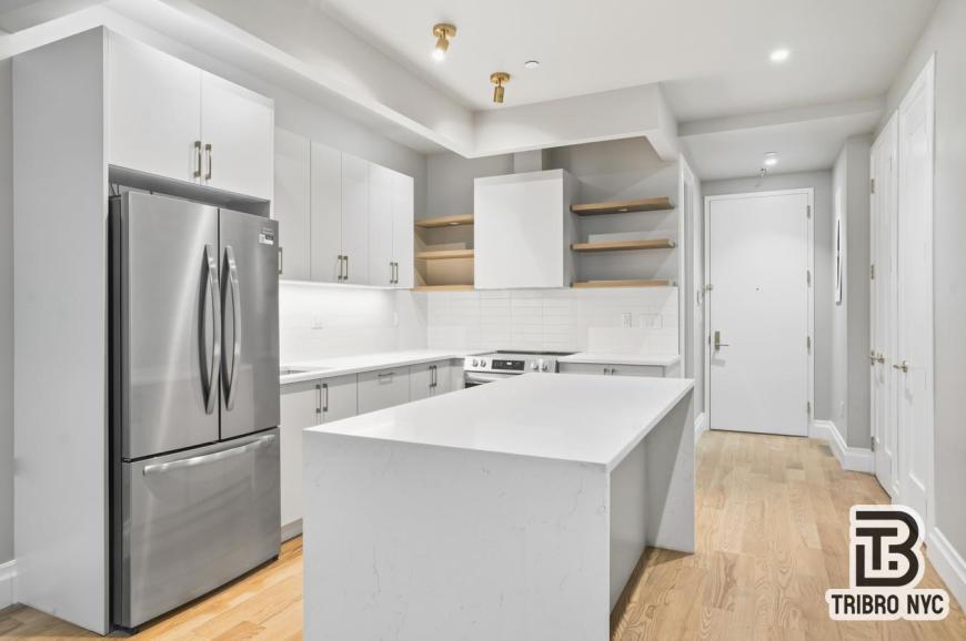 Foto principal - 2 bedroom in BROOKLYN NY 11222