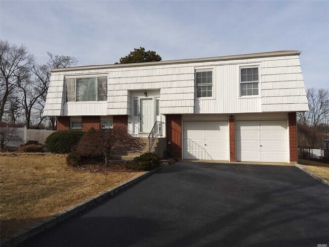 Building Photo - 62 Sandy Hollow Dr