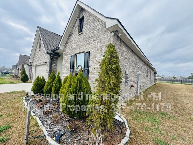 Foto del edificio - 126 Wild Cherry Ln