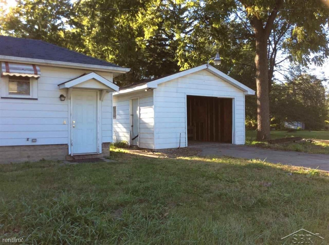 Building Photo - 2 br, 1 bath House - 2645 Tatham Rd 2645 T...